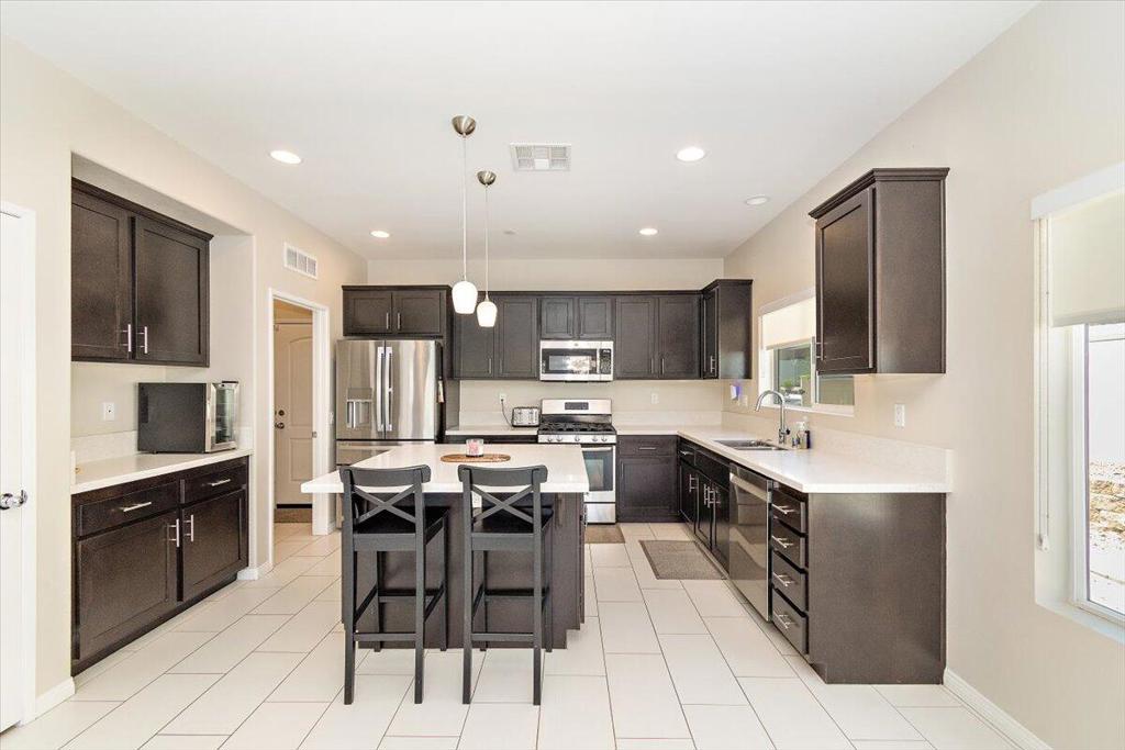 Mountain View Country Estates - Residential Lease