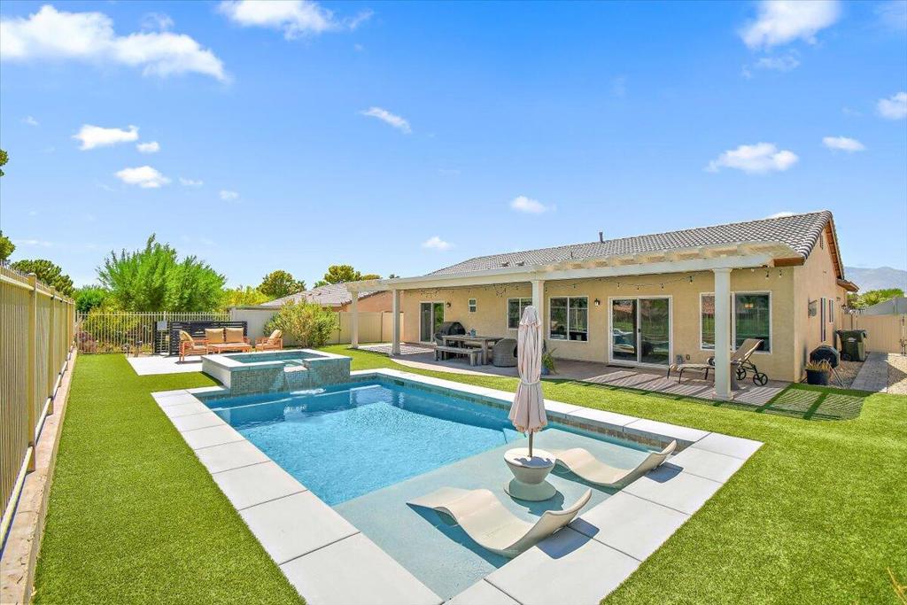 Mountain View Country Estates - Residential Lease