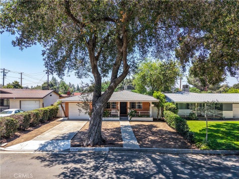 Photo of 279 E 45 Street, San Bernardino, CA 92404 (MLS # IG26141115)
