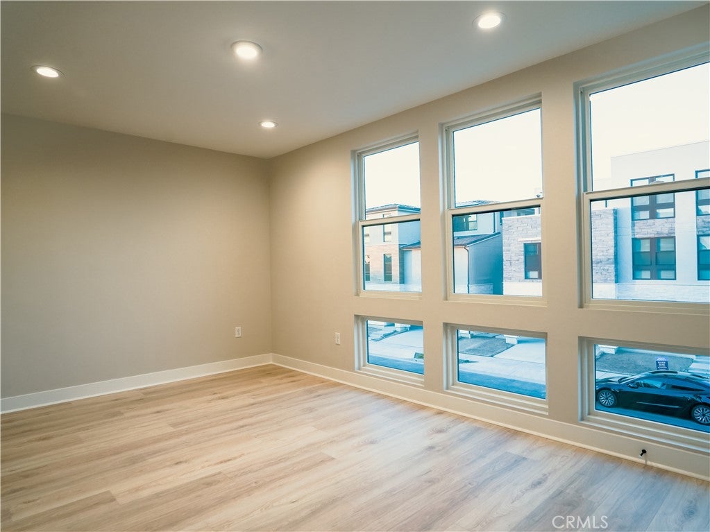 221 Stage, Irvine CA 92618 - Photo 20