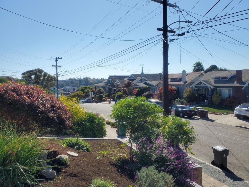 336 Elwood Avenue
