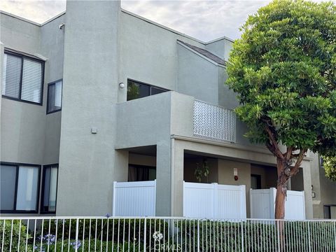 17661 Sergio Circle CI103 Huntington Beach CA 92647