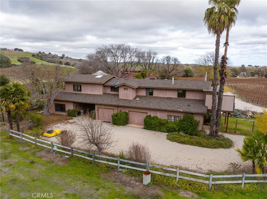 2135 Live Oak Rd, Paso Robles, CA, 93446, USA, 5 Bedrooms Bedrooms, ,6 BathroomsBathrooms,Residential,Active,2135 Live Oak Rd,NS23231100