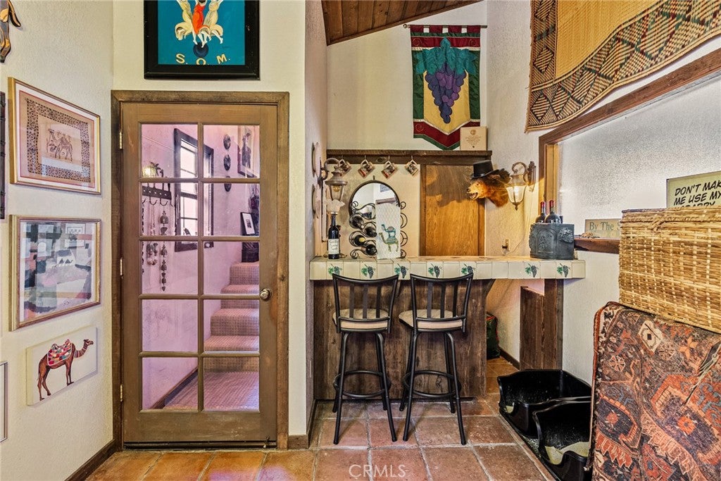 2135 Live Oak Rd, Paso Robles, CA, 93446, USA, 5 Bedrooms Bedrooms, ,6 BathroomsBathrooms,Residential,Active,2135 Live Oak Rd,NS23231100