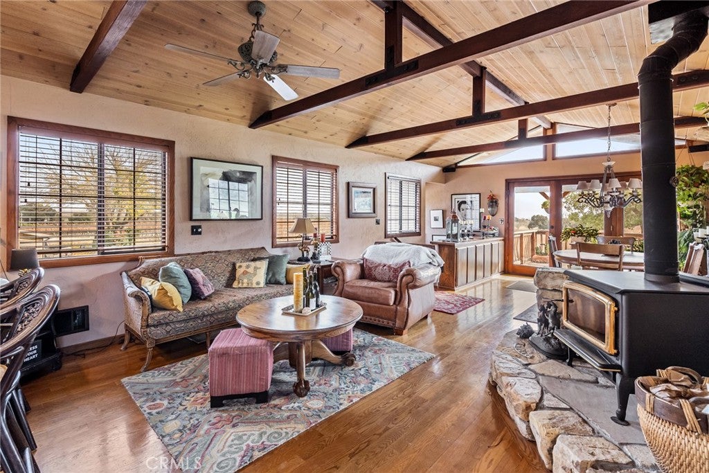 2135 Live Oak Rd, Paso Robles, CA, 93446, USA, 5 Bedrooms Bedrooms, ,6 BathroomsBathrooms,Residential,Active,2135 Live Oak Rd,NS23231100