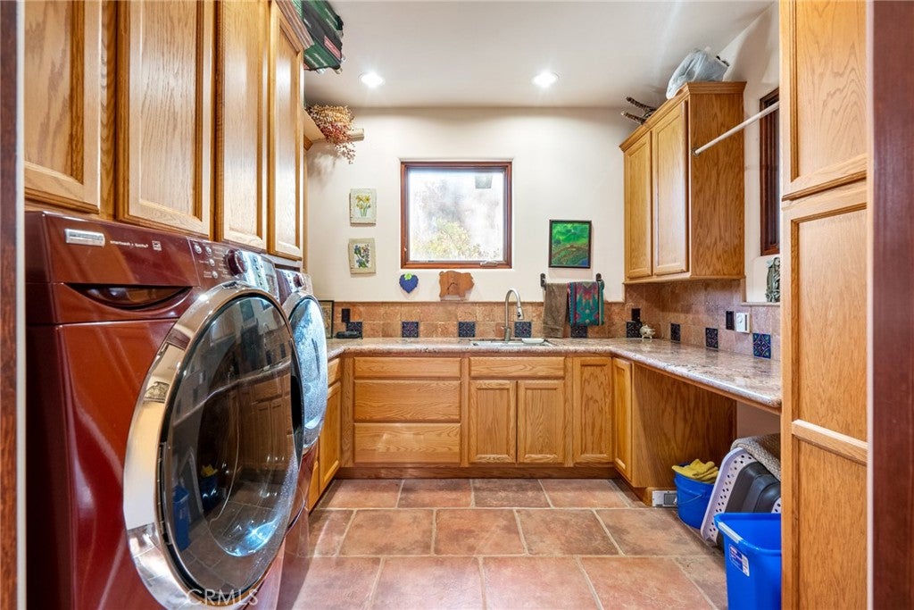 2135 Live Oak Rd, Paso Robles, CA, 93446, USA, 5 Bedrooms Bedrooms, ,6 BathroomsBathrooms,Residential,Active,2135 Live Oak Rd,NS23231100