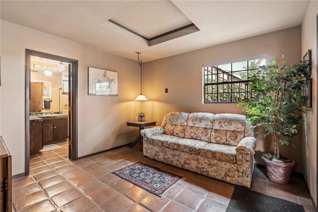 2135 Live Oak Rd, Paso Robles, CA, 93446, USA, 5 Bedrooms Bedrooms, ,6 BathroomsBathrooms,Residential,Active,2135 Live Oak Rd,NS23231100