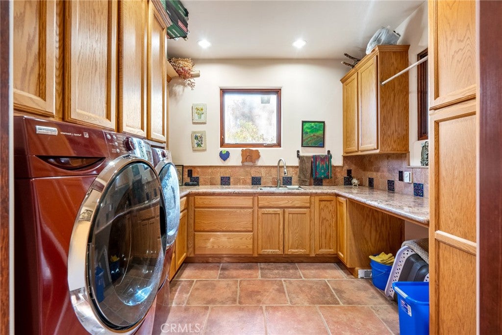2135 Live Oak Rd, Paso Robles, CA, 93446, USA, 5 Bedrooms Bedrooms, ,6 BathroomsBathrooms,Residential,Active,2135 Live Oak Rd,NS23231100