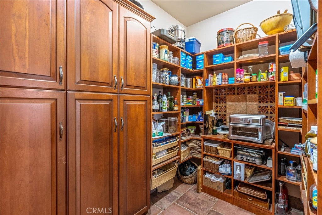 2135 Live Oak Rd, Paso Robles, CA, 93446, USA, 5 Bedrooms Bedrooms, ,6 BathroomsBathrooms,Residential,Active,2135 Live Oak Rd,NS23231100