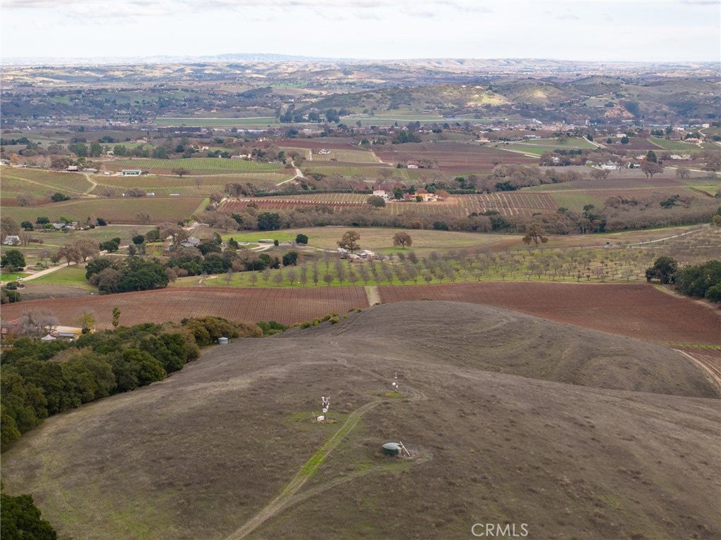 2135 Live Oak Rd, Paso Robles, CA, 93446, USA, 5 Bedrooms Bedrooms, ,6 BathroomsBathrooms,Residential,Active,2135 Live Oak Rd,NS23231100