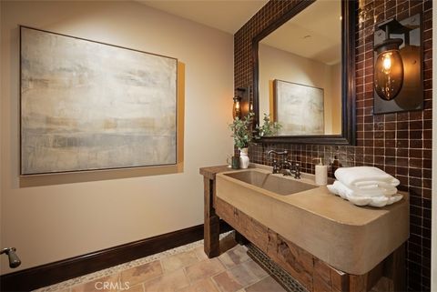 Tiny photo for 1 Clear Water, Newport Coast, CA 92657 (MLS # NP26008999)