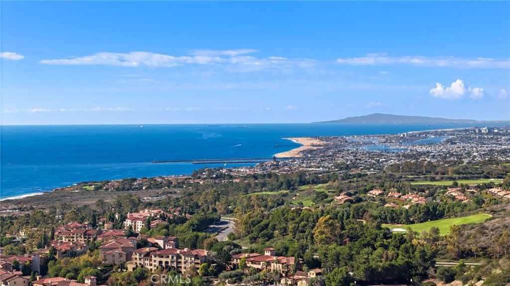 Photo of 1 Clear Water, Newport Coast, CA 92657 (MLS # NP26008999)