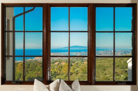 Tiny photo for 1 Clear Water, Newport Coast, CA 92657 (MLS # NP26008999)