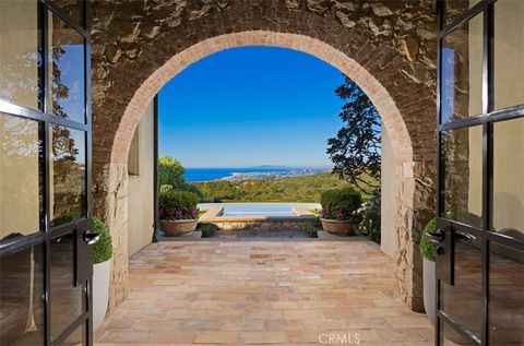 Tiny photo for 1 Clear Water, Newport Coast, CA 92657 (MLS # NP26008999)