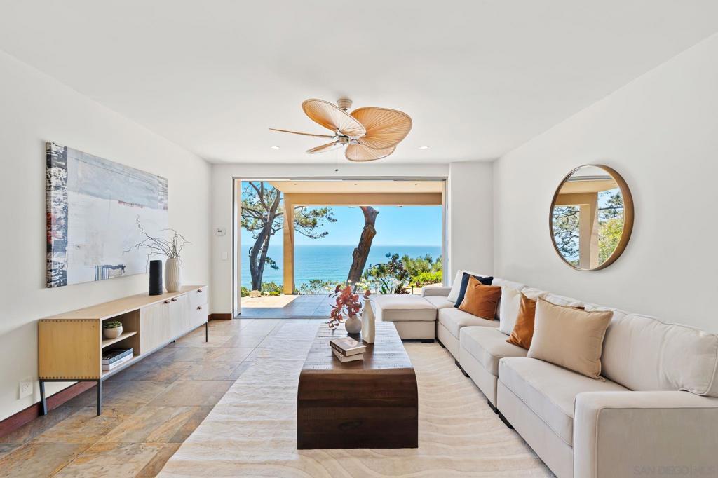 Del Mar - Residential