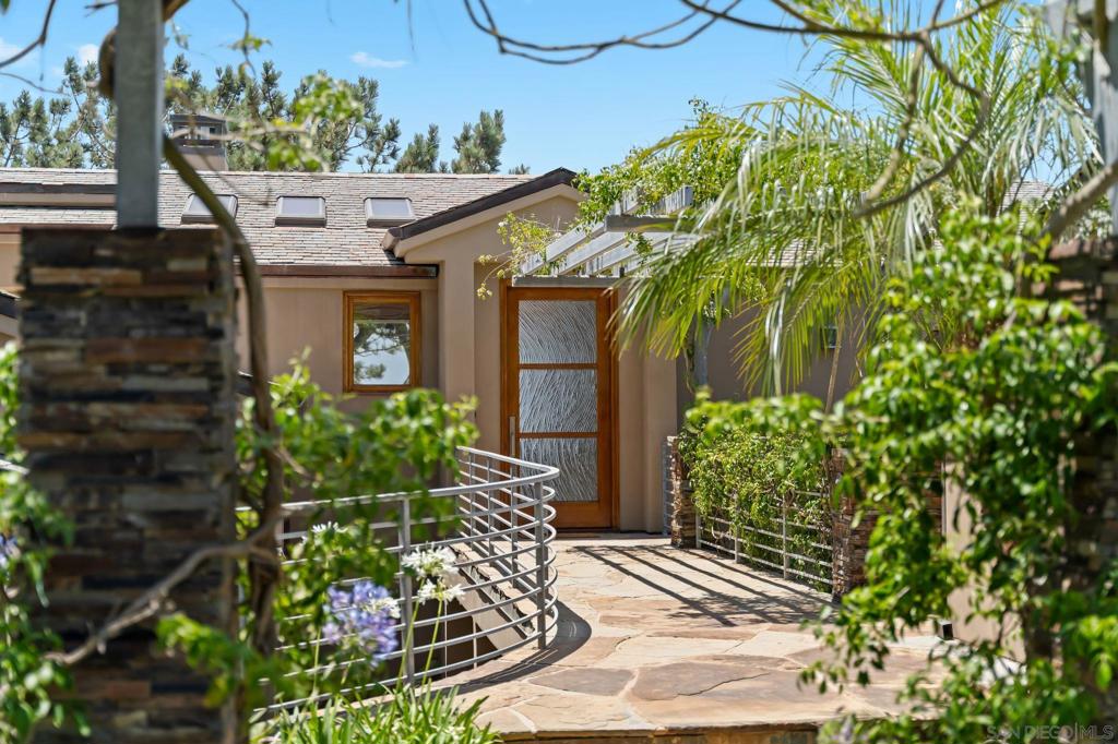 Del Mar - Residential