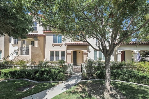 Photo of 40274 Rosewell Court, Temecula, CA 92591 (MLS # OC26191644)
