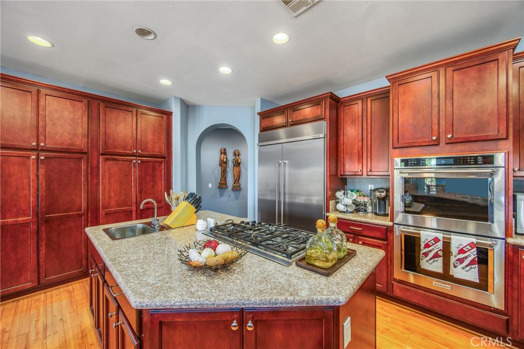 Twin Pines - Residential