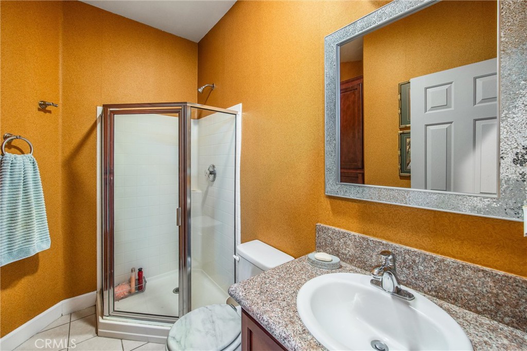 Twin Pines - Residential