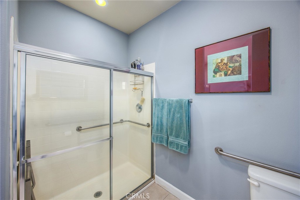 Twin Pines - Residential