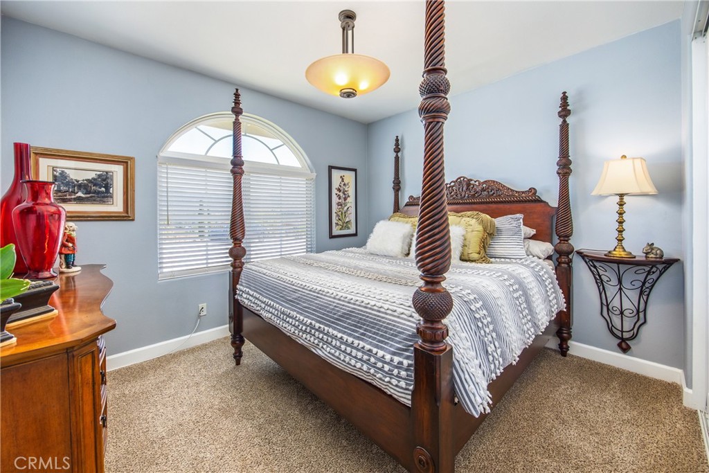 Twin Pines - Residential