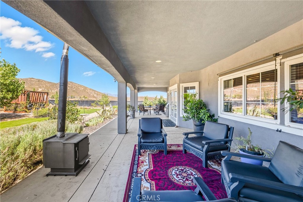 Twin Pines - Residential