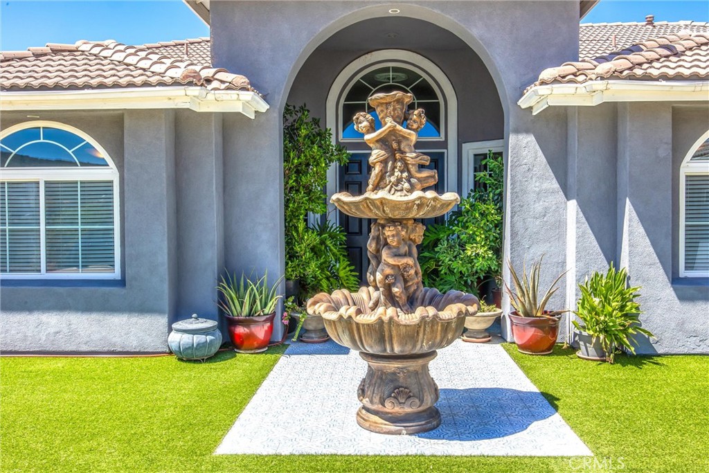 Twin Pines - Residential