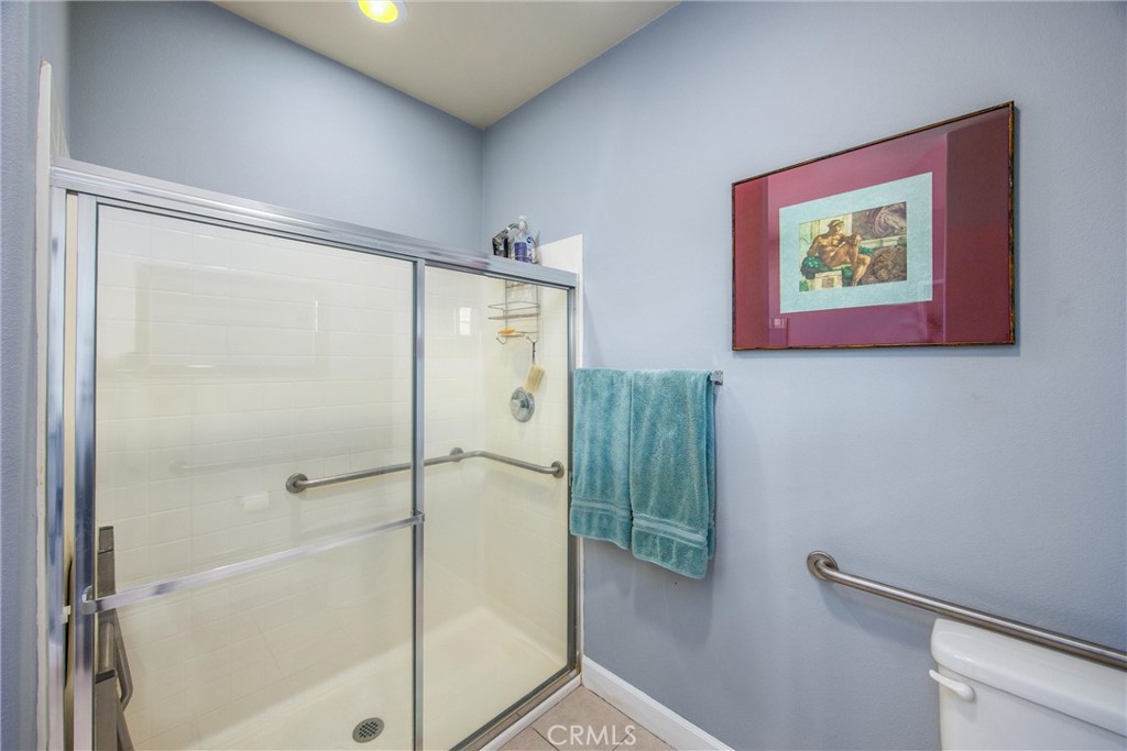 Twin Pines - Residential