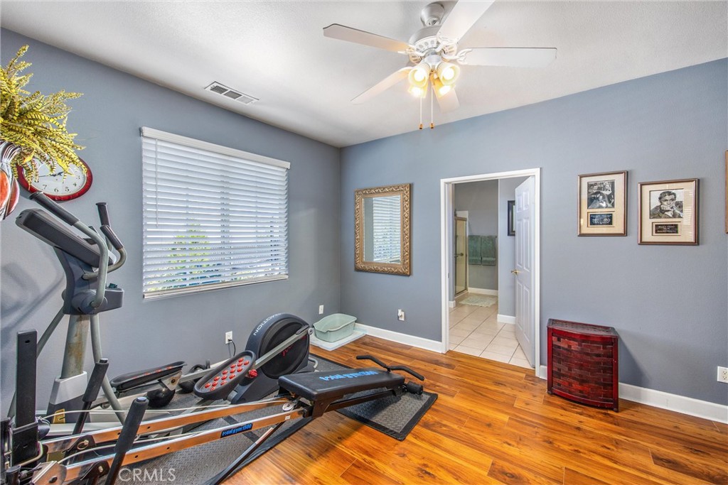 Twin Pines - Residential