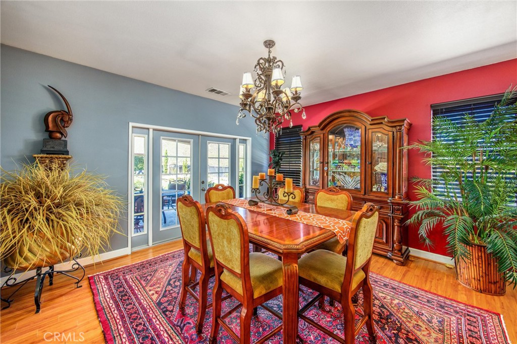 Twin Pines - Residential