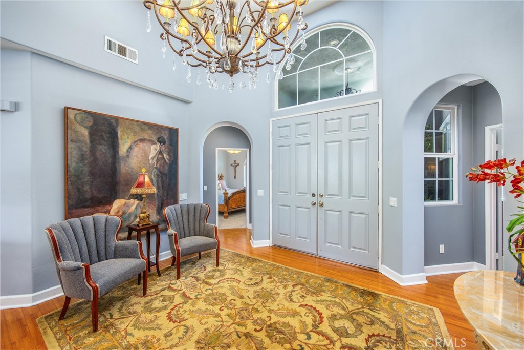 Twin Pines - Residential