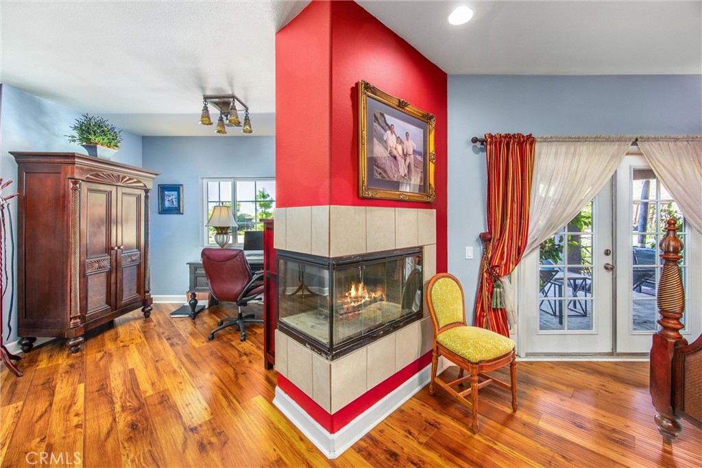 Twin Pines - Residential