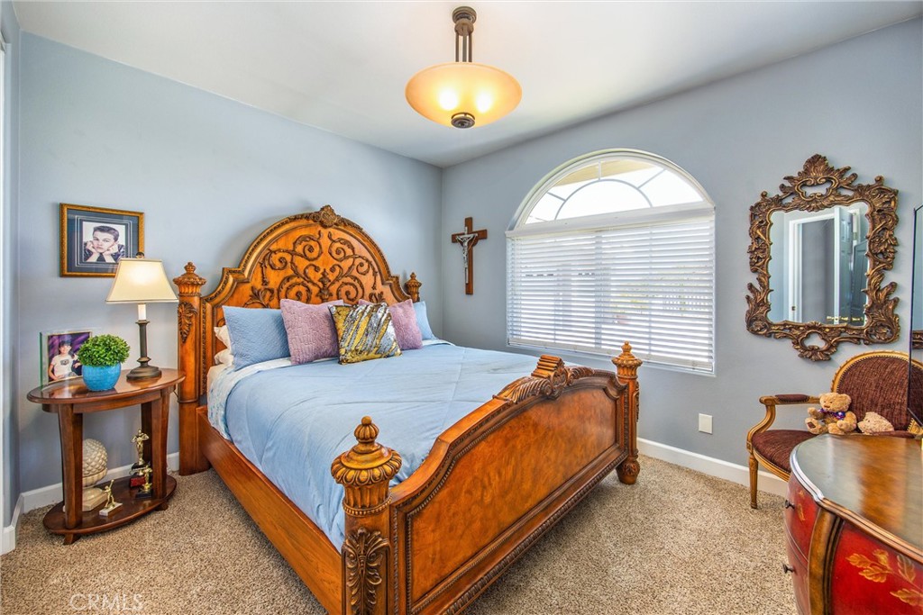 Twin Pines - Residential