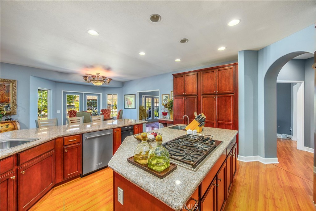 Twin Pines - Residential