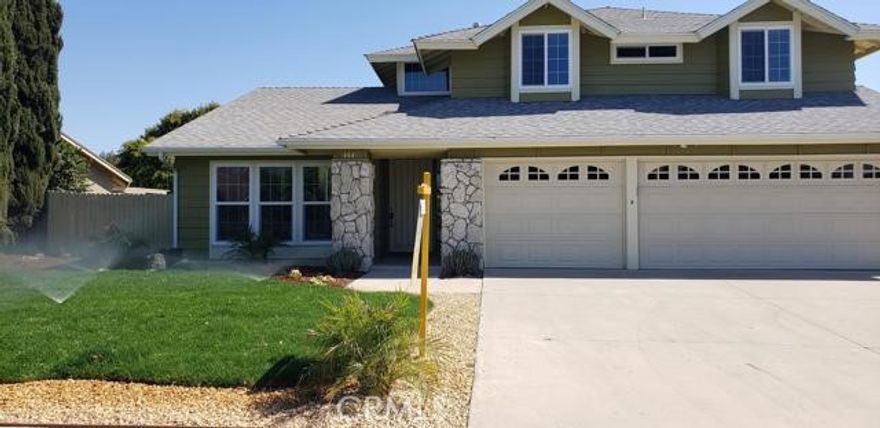 Welcome to this stylishly remodeled residence nestled in the highly sought-after Woodside neighborhood. This spacious tri-level home boasts an open-concept layout with soaring ceilings, elegant wood-like flooring, and a sleek, updated kitchen offering abundant storage. Enjoy multiple living areas including, a cozy family room with fireplace, a formal living room, and a dedicated dining space.

Energy-efficient windows and sliding doors fill the home with natural light, while recessed lighting adds a modern touch throughout. Step outside to a generously sized backyard featuring a covered patio—perfect for entertaining or relaxing.

Additional highlights:

One bedroom and full bathroom conveniently located on the lower level, Expansive 3-car garage and Easy access to the 101 Freeway

Minimum 24-month lease require