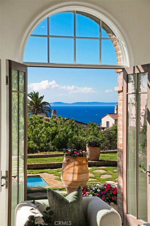 Tiny photo for 56 Archipelago Dr, Newport Coast, CA 92657 (MLS # OC25237309)