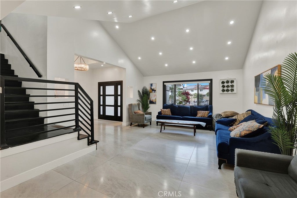 17928 Toiyabe, Fountain Valley CA 92708 - Photo 8