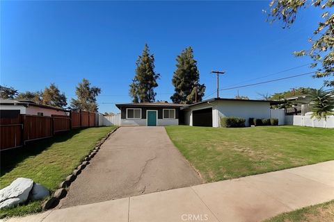 Photo of 1516 Eucalyptus Dr, Highland, CA 92346 (MLS # IV25256208)