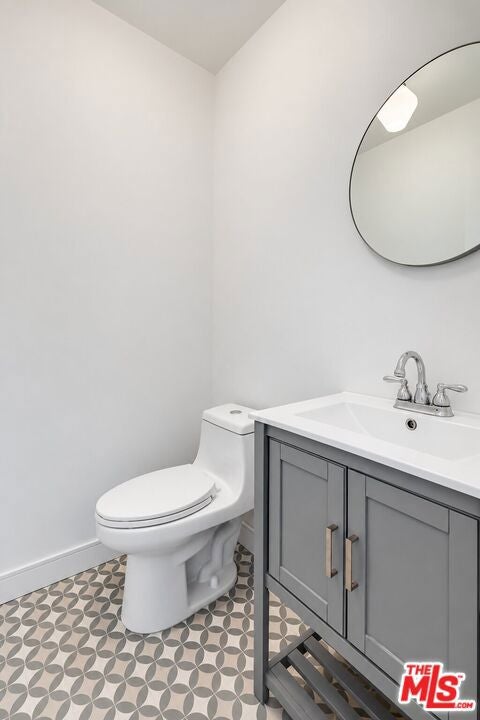 Tiny photo for 1167 Roxbury Drive #105, Los Angeles, CA 90035 (MLS # 26985531)