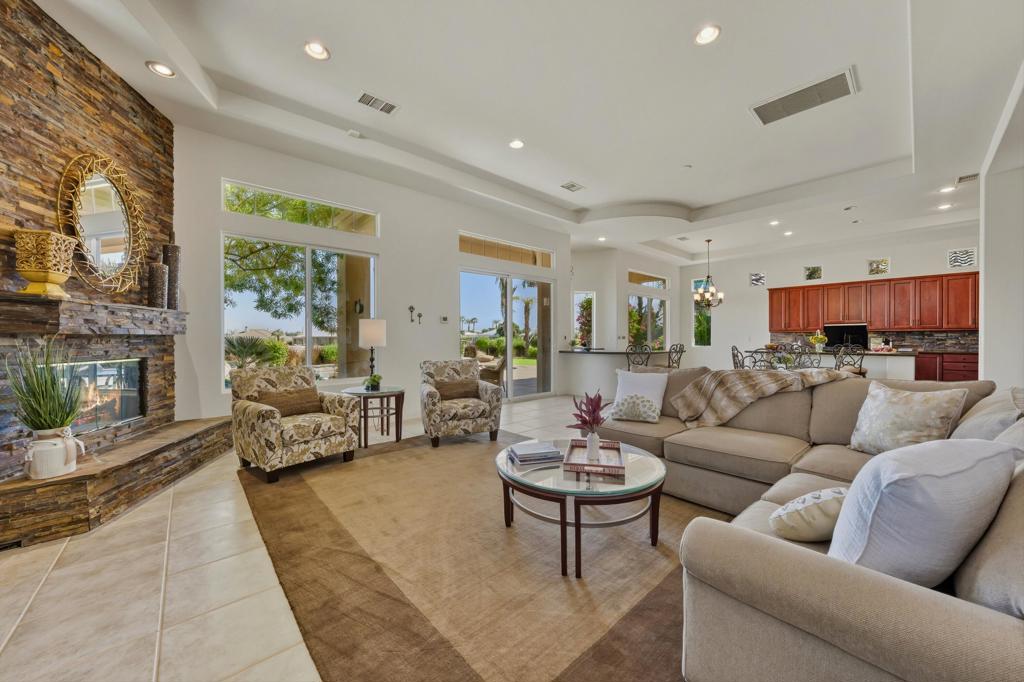 Mountain View CC - Residential