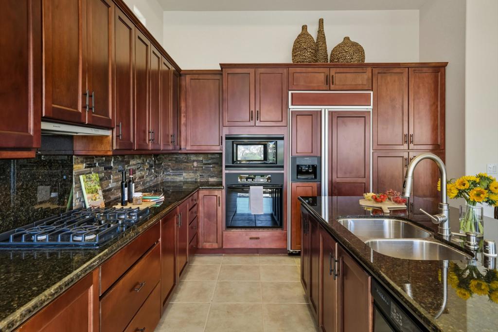 Mountain View CC - Residential