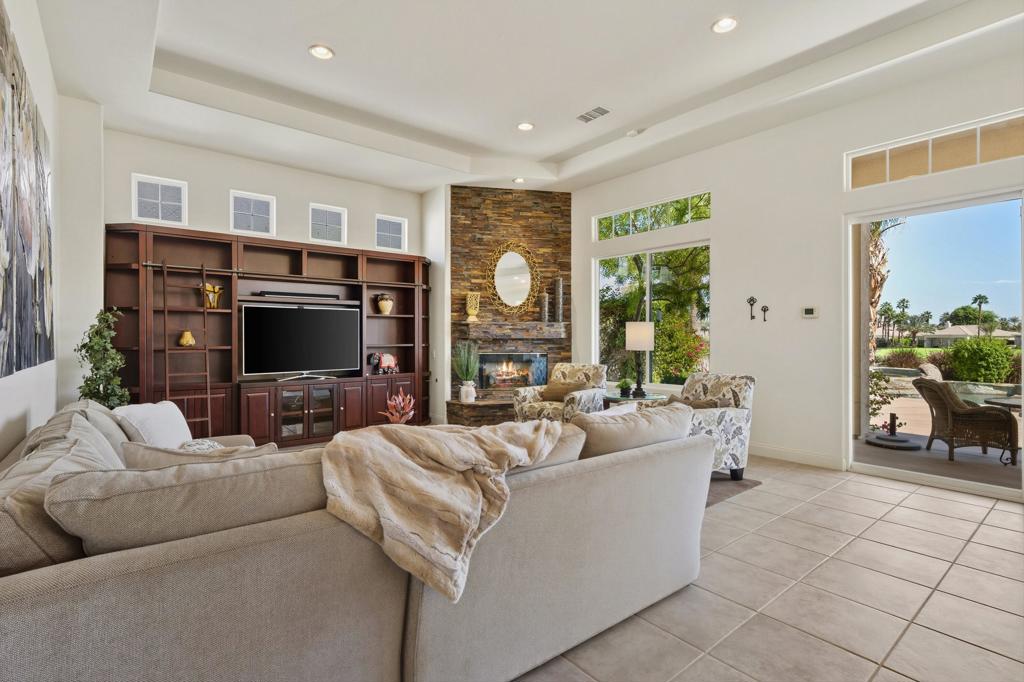 Mountain View CC - Residential