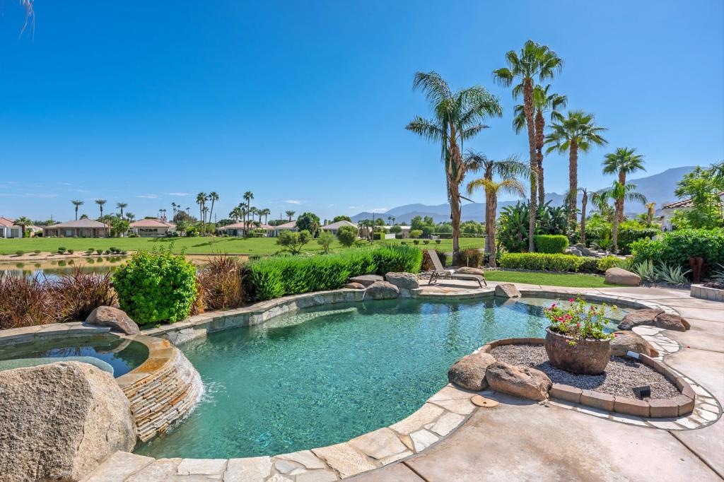 Mountain View CC - Residential