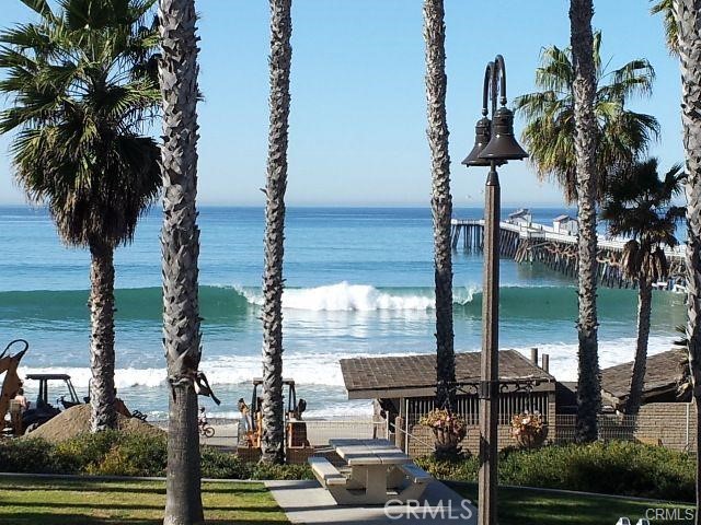 123 Avenida Valencia W