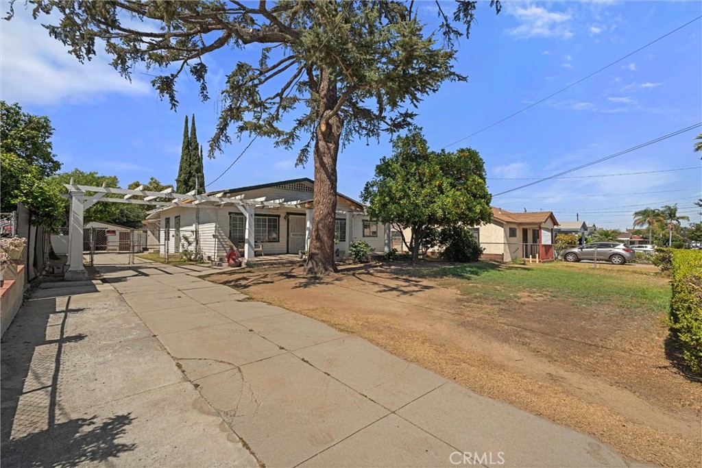 505 W Glendon Way
