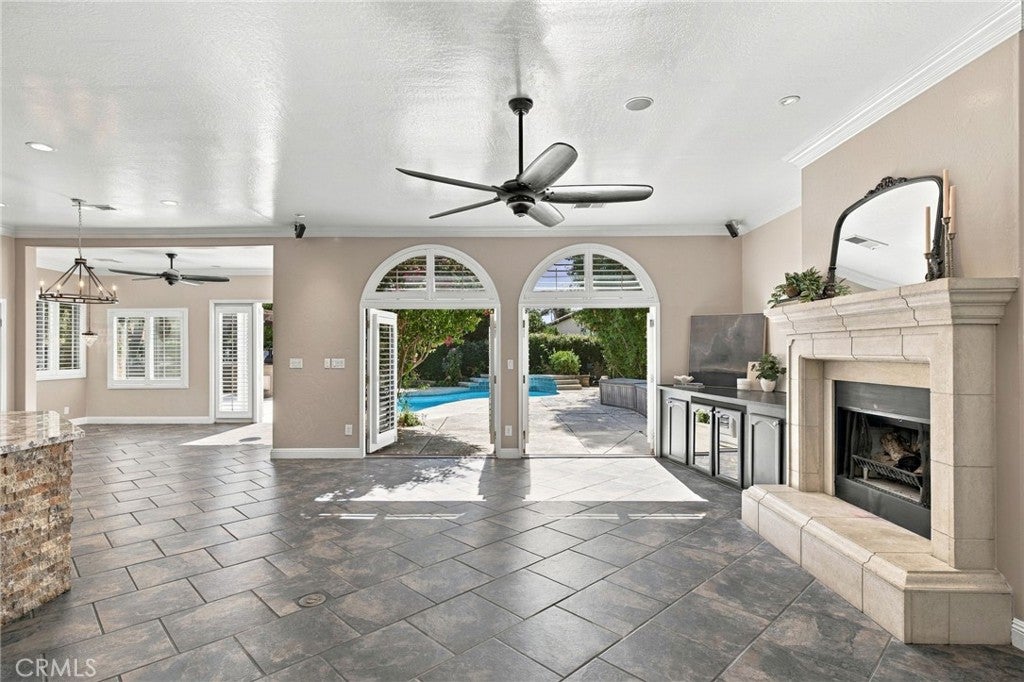 12409 Monterey Beach