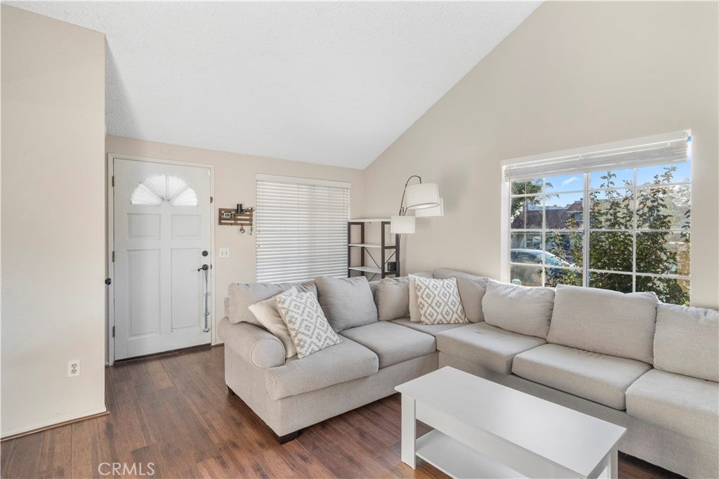 1174 N Sunflower
