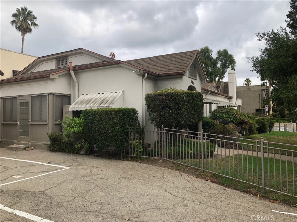 441 E California