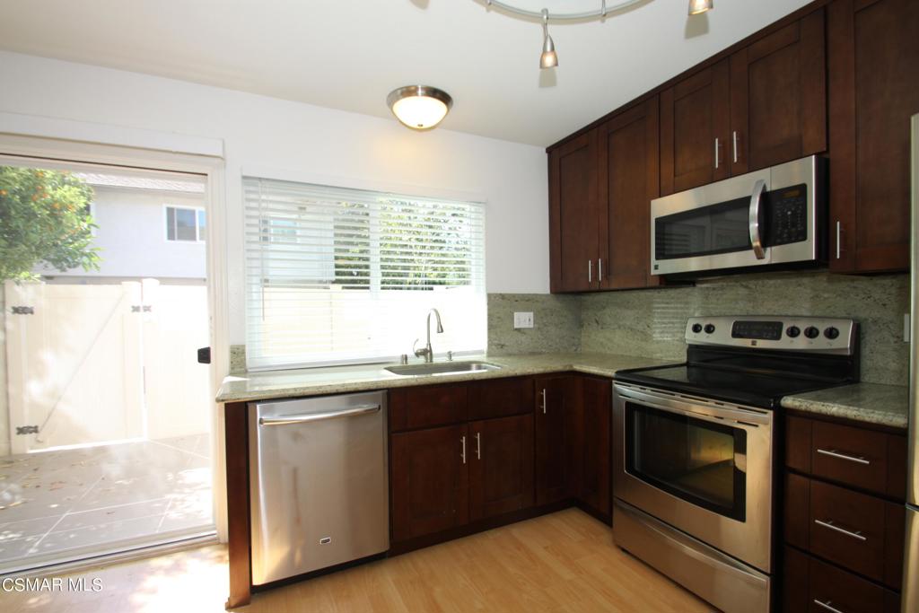 Wildwood Condos-333 - 1003202 - Residential Lease