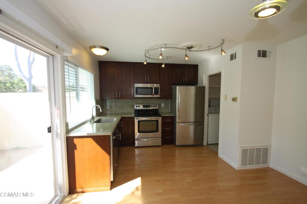 Wildwood Condos-333 - 1003202 - Residential Lease